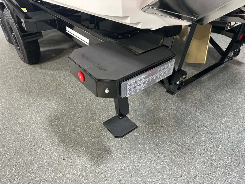 Slide: The Image of Mastercraft X24 2026 - 104