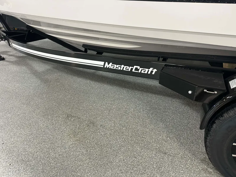 Slide: The Image of Mastercraft X24 2026 - 106