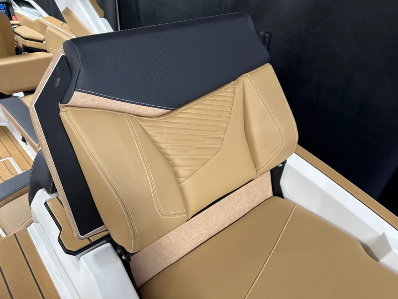 Slide: The Image of Mastercraft X24 2026 - 22