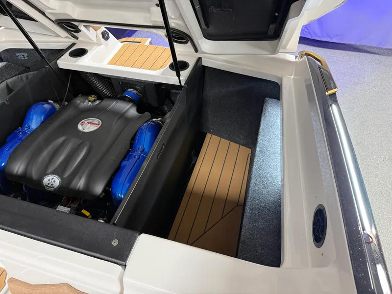 Slide: The Image of Mastercraft X24 2026 - 25