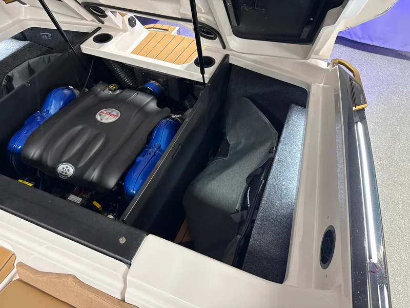 Slide: The Image of Mastercraft X24 2026 - 30