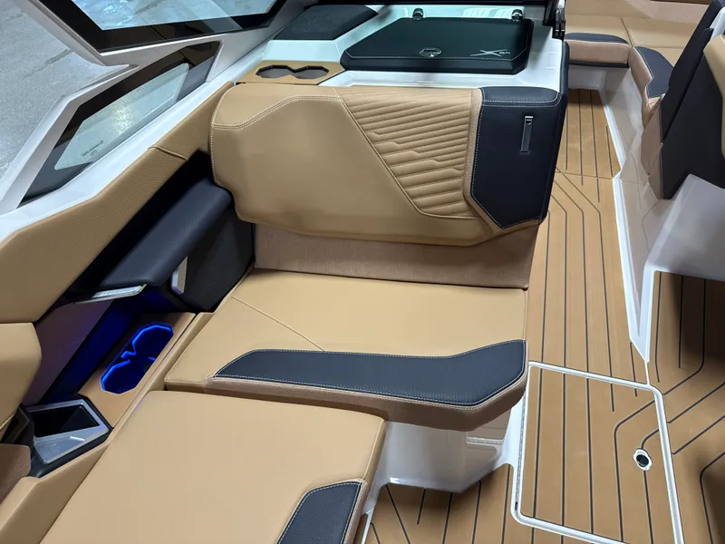 Slide: The Image of Mastercraft X24 2026 - 62