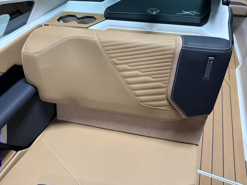 Slide: The Image of Mastercraft X24 2026 - 63