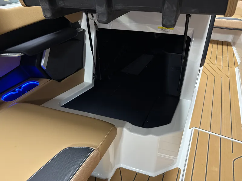 Slide: The Image of Mastercraft X24 2026 - 64