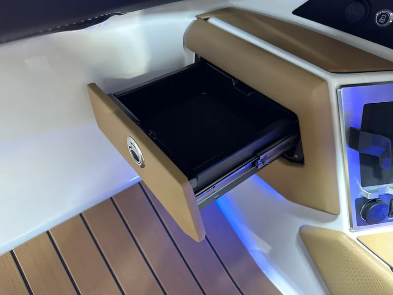 Slide: The Image of Mastercraft X24 2026 - 82