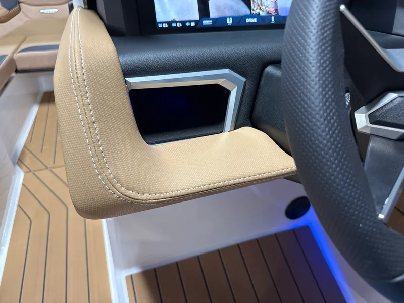 Slide: The Image of Mastercraft X24 2026 - 86