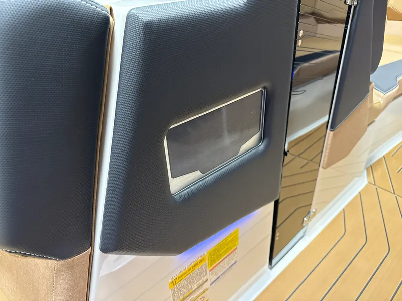 Slide: The Image of Mastercraft X24 2026 - 89