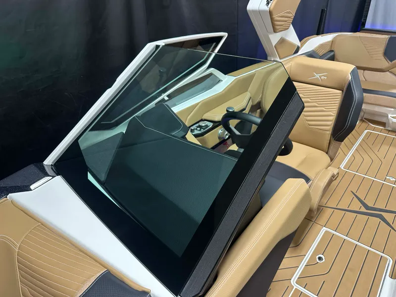 Slide: The Image of Mastercraft X24 2026 - 91