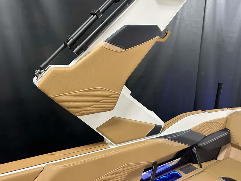 Slide: The Image of Mastercraft X24 2026 - 99