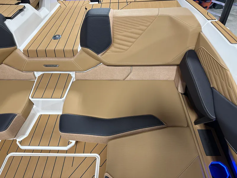 Slide: The Image of Mastercraft X24 2026 - 45