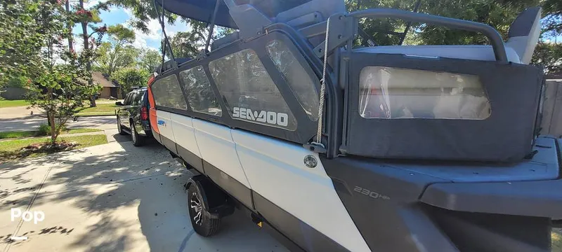 Slide: The Image of Sea-Doo Switch Cruise 21 2022 - 14631488