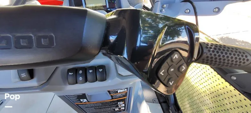 Slide: The Image of Sea-Doo Switch Cruise 21 2022 - 14631491