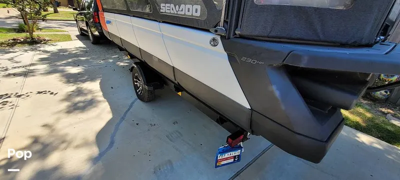 Slide: The Image of Sea-Doo Switch Cruise 21 2022 - 14631515