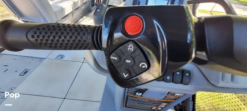 Slide: The Image of Cruise Control - 14631490