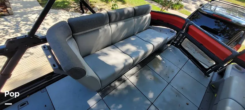 Slide: The Image of Sea-Doo Switch Cruise 21 2022 - 14631486