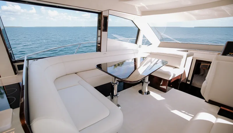 Slide: The Image of Galeon 500 FLY 2026 - 31