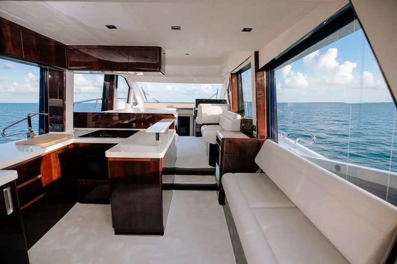 Slide: The Image of Galeon 500 FLY 2026 - 34