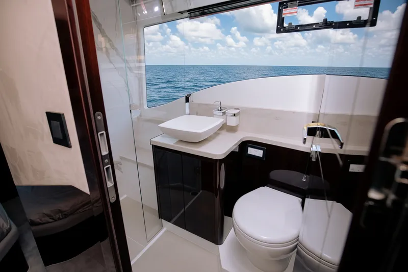 Slide: The Image of Galeon 500 FLY 2026 - 39