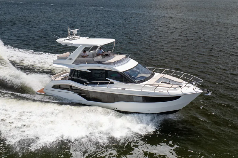 Slide: The Image of Galeon 500 FLY 2026 - 58