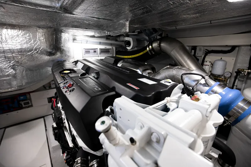 Slide: The Image of Galeon 500 FLY 2026 - 46