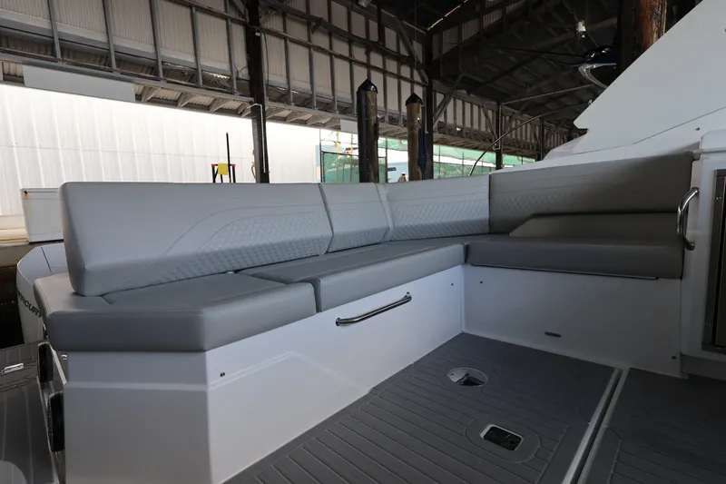 Slide: The Image of Cruisers 38 GLS Outboard 2026 - 19