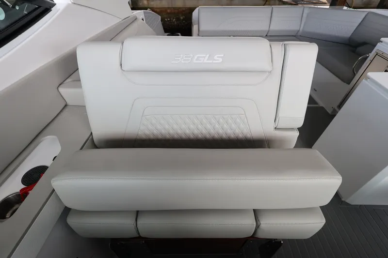 Slide: The Image of Cruisers 38 GLS Outboard 2026 - 26