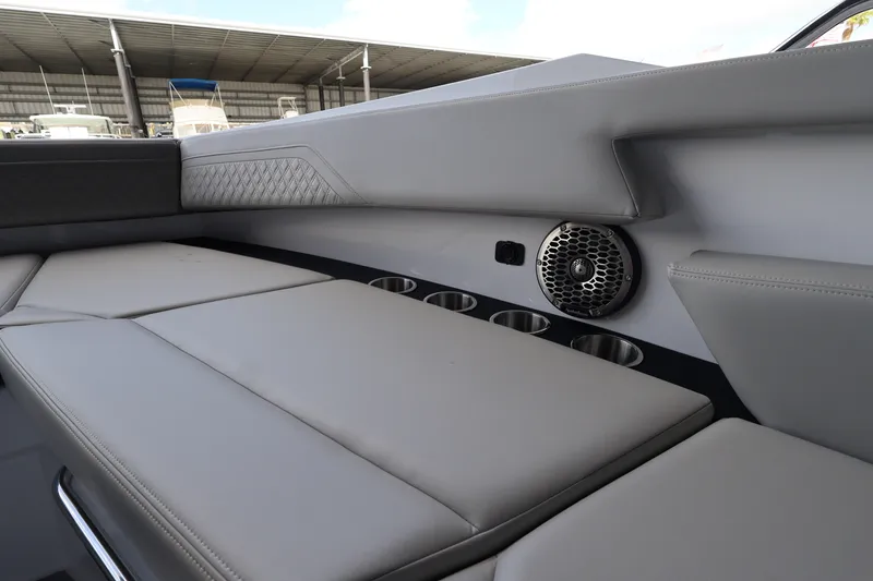 Slide: The Image of Cruisers 38 GLS Outboard 2026 - 53