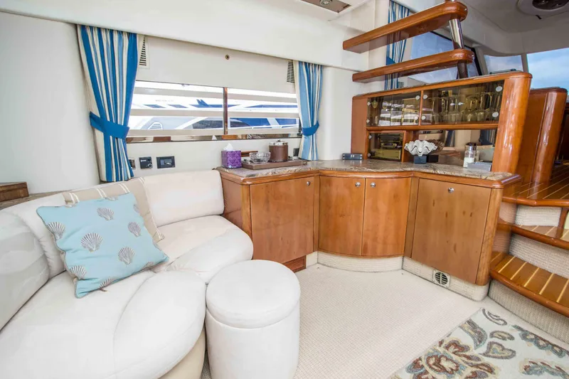 Slide: The Image of Fairline 65 1997 - 23