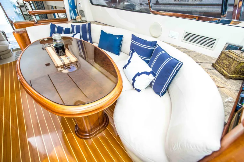 Slide: The Image of Fairline 65 1997 - 25