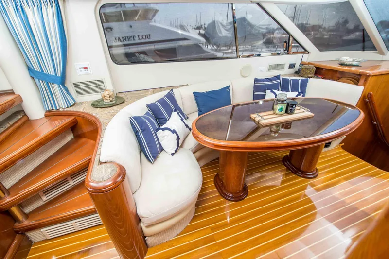 Slide: The Image of Fairline 65 1997 - 24