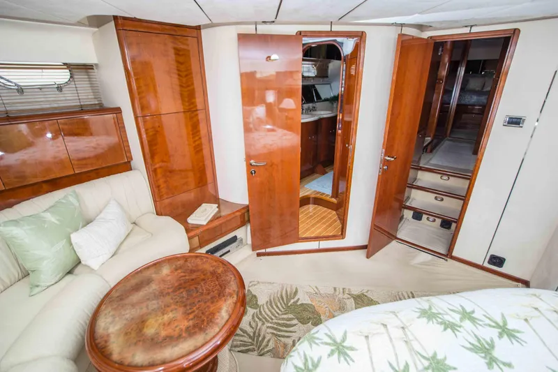 Slide: The Image of Fairline 65 1997 - 27