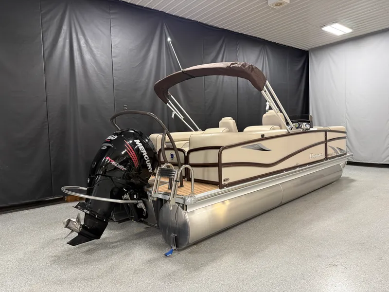 Slide: The Image of Premier 230 SOLARIS 2018 - 2