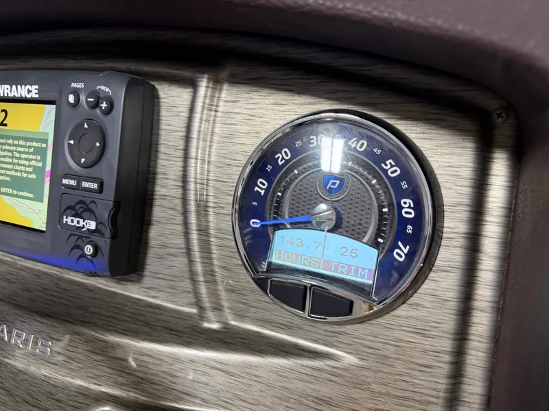 Slide: The Image of Premier 230 SOLARIS 2018 - 65