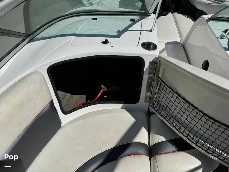 Slide: The Image of Passenger Seating With Storage - 14687809