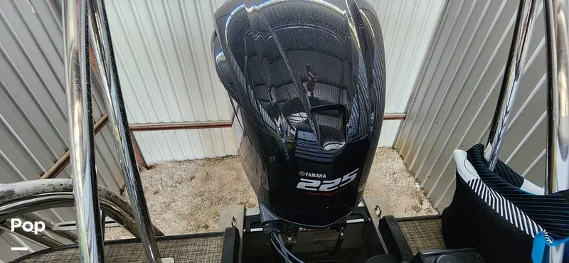 Slide: The Image of SunCatcher Elite 322C Saltwater Series 2021 - 14660718