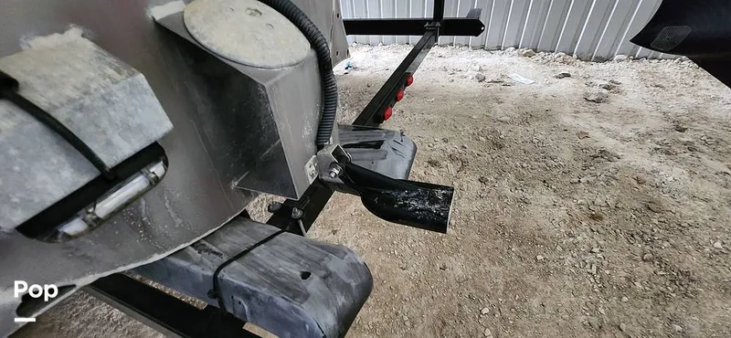 Slide: The Image of SunCatcher Elite 322C Saltwater Series 2021 - 14660742