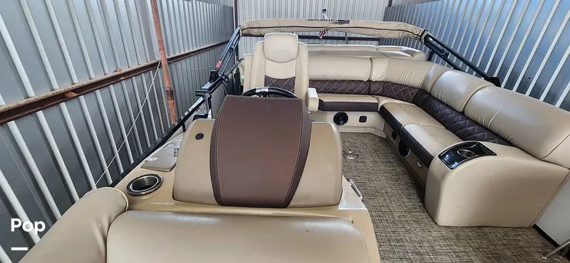 Slide: The Image of SunCatcher Elite 322C Saltwater Series 2021 - 14660772