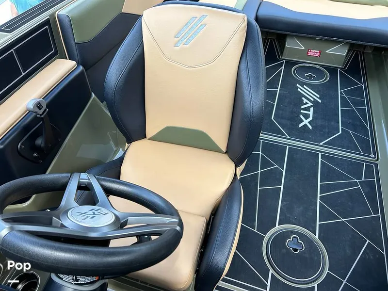 Slide: The Image of Captain's Chair - 14631929