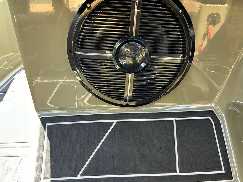 Slide: The Image of Exterior Speakers - 14631945