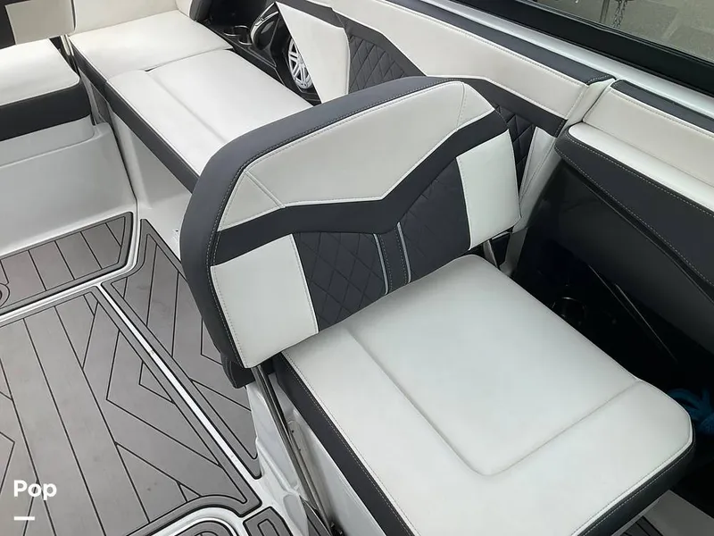 Slide: The Image of Monterey 258SS 2022 - 14728833