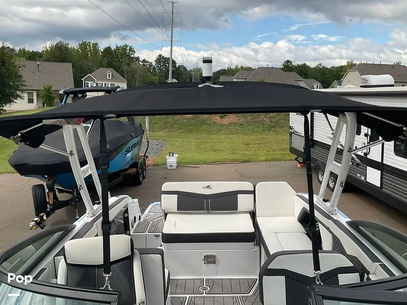 Slide: The Image of Monterey 258SS 2022 - 14728536