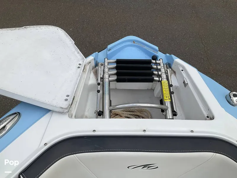 Slide: The Image of Monterey 258SS 2022 - 14728846