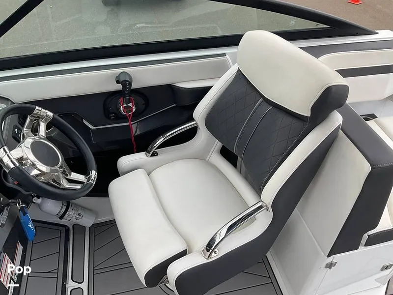 Slide: The Image of Monterey 258SS 2022 - 14728855