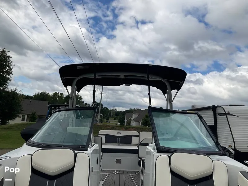 Slide: The Image of Monterey 258SS 2022 - 14728859