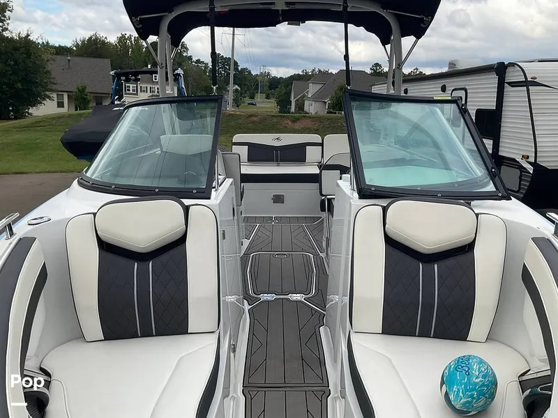 Slide: The Image of Monterey 258SS 2022 - 14728861