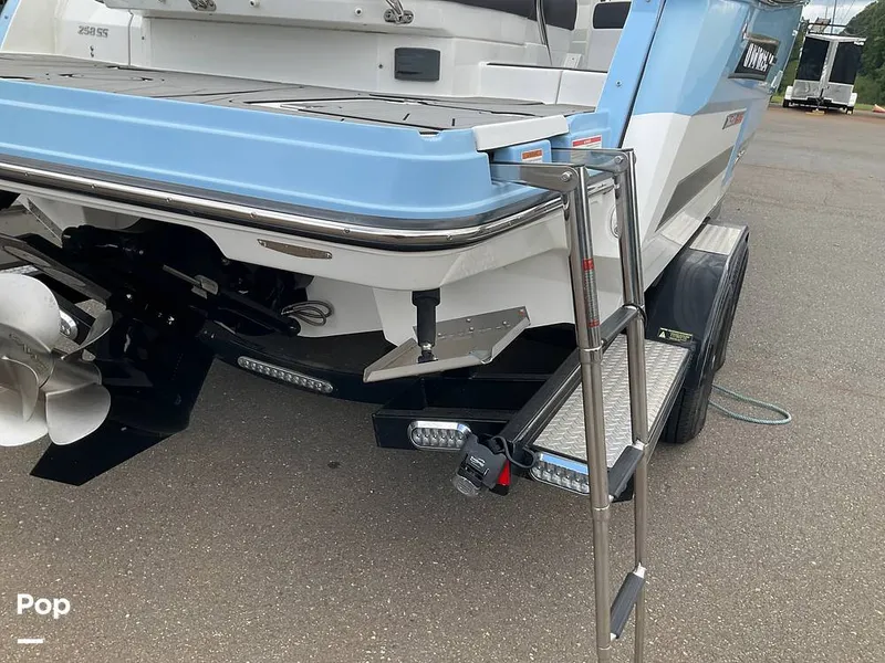 Slide: The Image of Monterey 258SS 2022 - 14728866