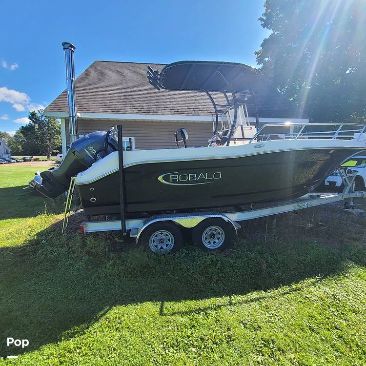 Slide: The Image of Robalo R202 Explorer 2019 - 14671378
