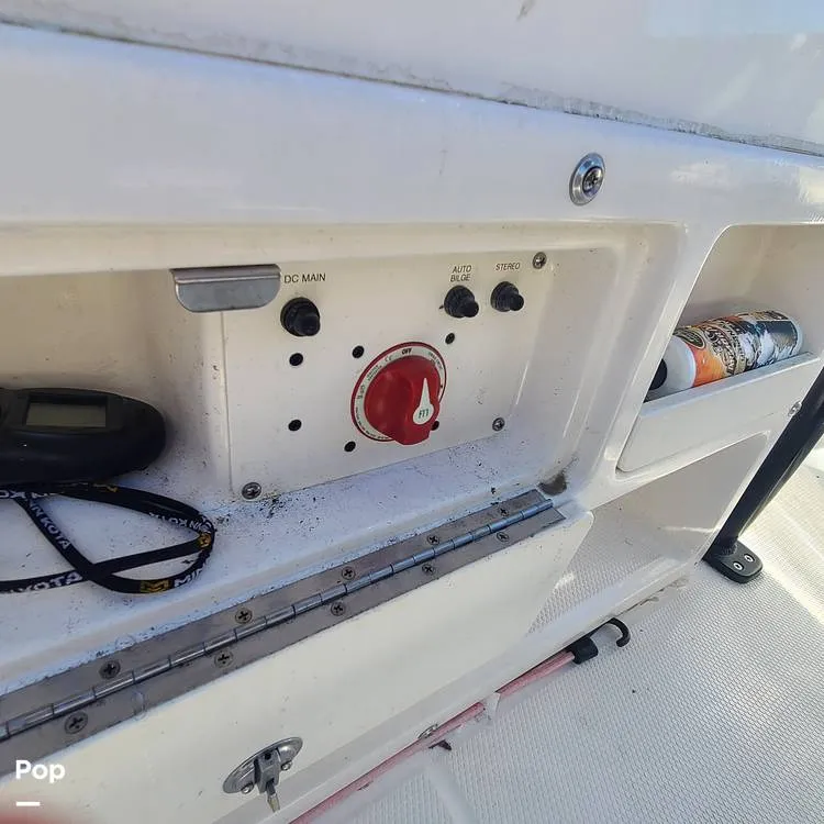 Slide: The Image of Battery Switch - 14671345