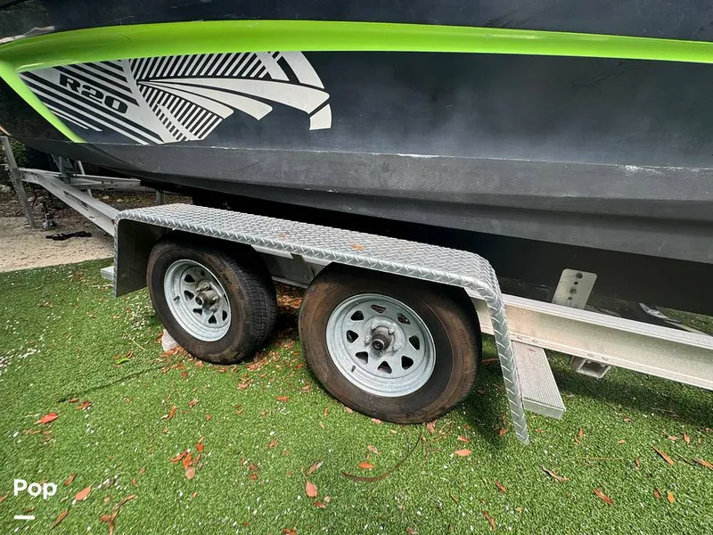 Slide: The Image of Tige R20 2012 - 14681398