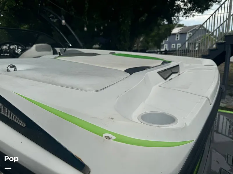 Slide: The Image of Tige R20 2012 - 14681400